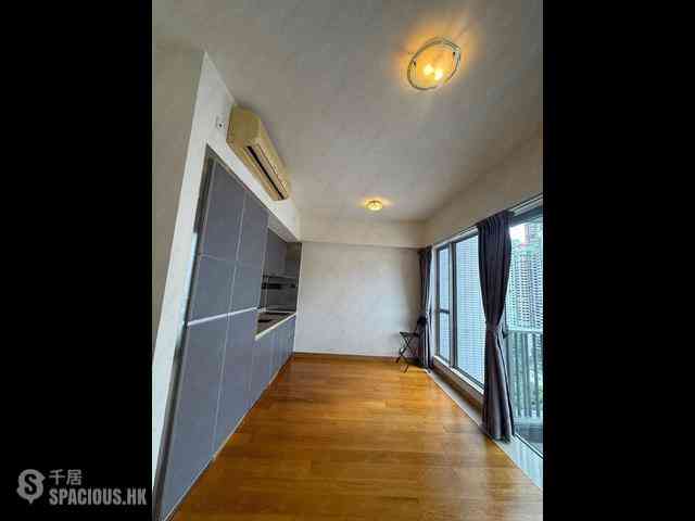 Sai Ying Pun - Island Crest 03