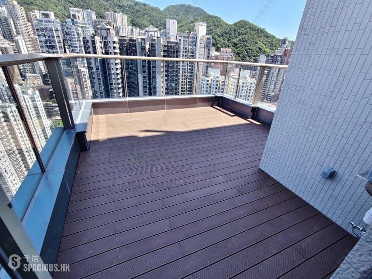 Sai Ying Pun - Des Voeux W Residence 01