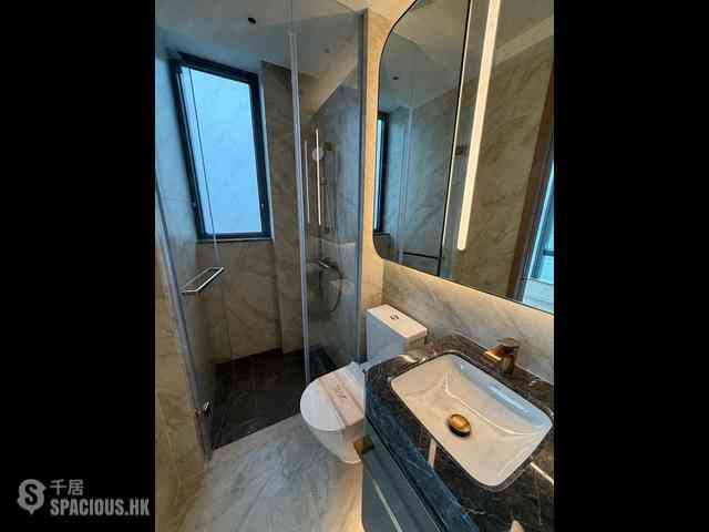 Sai Ying Pun - Des Voeux W Residence 09