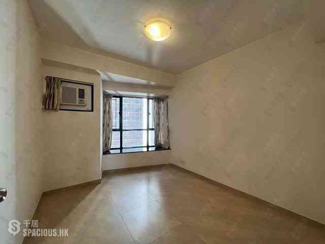 Mid Levels Central - The Grand Panorama Block 2 12
