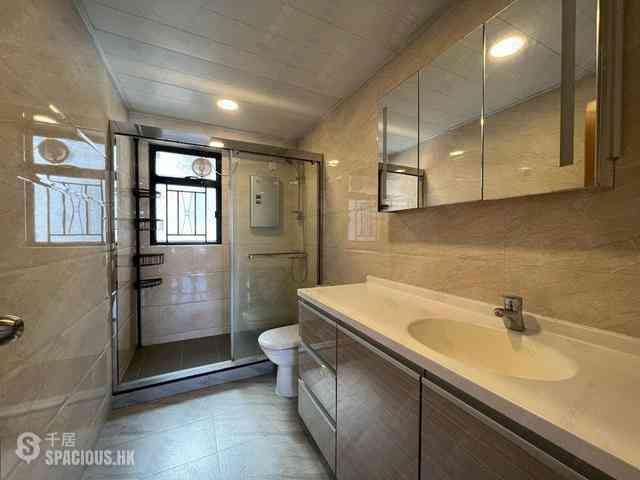 Mid Levels Central - The Grand Panorama Block 2 19