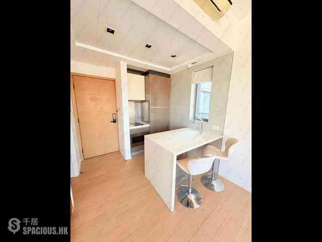 Mid Levels Central - Soho 38 06