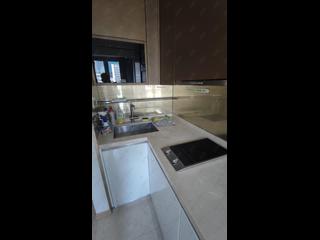 Sai Ying Pun - 63, Pokfulam Amber House (Tower 1) 04