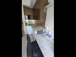 Sai Ying Pun - 63, Pokfulam Amber House (Tower 1) 05