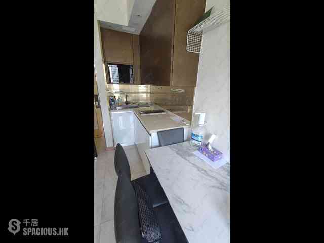 Sai Ying Pun - 63, Pokfulam Amber House (Tower 1) 05