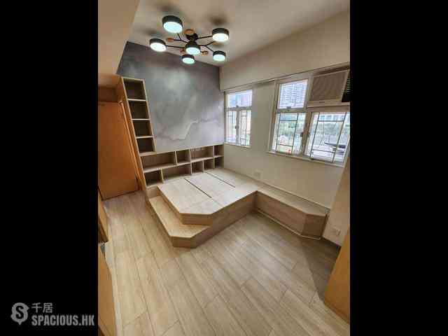 Sai Ying Pun - Wah Lee Building 01