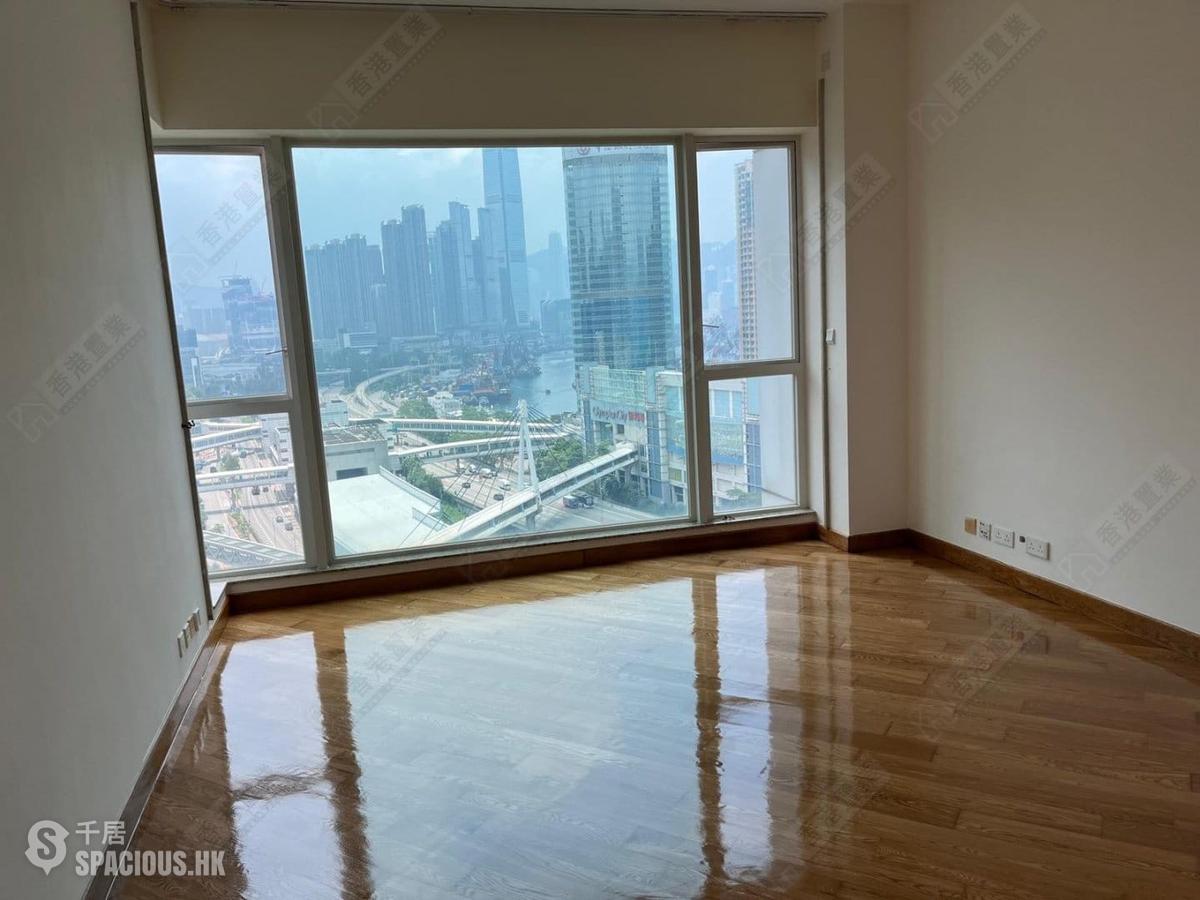 Tai Kok Tsui - Harbour Green Tower 1 01