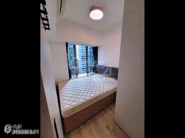 Causeway Bay - Supernova Stand 10