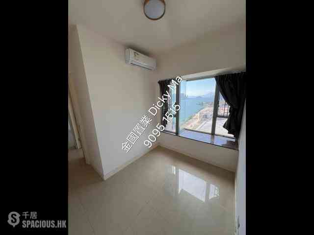 Tsim Sha Tsui - The Victoria Towers 03