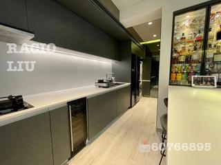 Mid Levels Central - Elegant Terrace 10