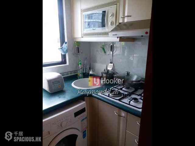 Sheung Wan - The Bellevue Place 04