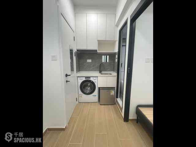 Causeway Bay - Hoi Deen Court 01