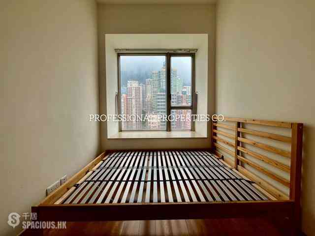 Sai Ying Pun - Island Crest 04