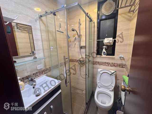 Quarry Bay - Chung Hing Mansion 06
