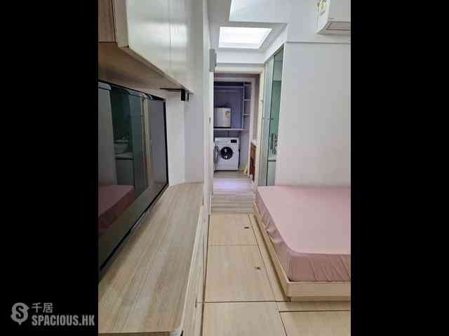 Sheung Wan - Urbana 38 06