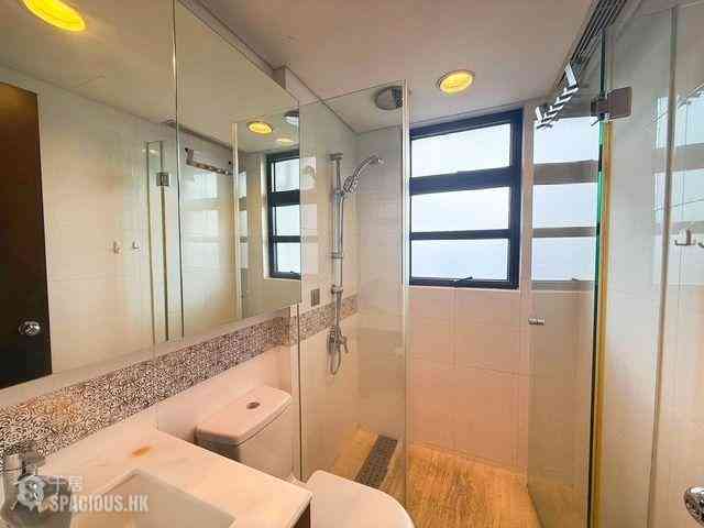 Sai Ying Pun - The Babington 09