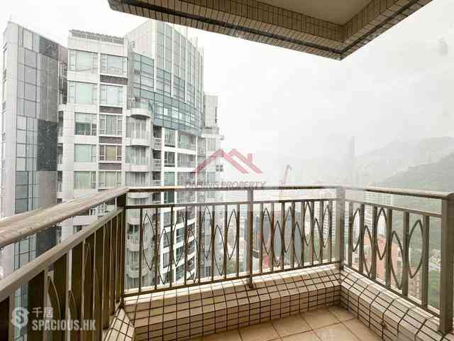 Wan Chai - The Zenith 03