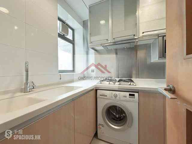 Wan Chai - The Zenith 04