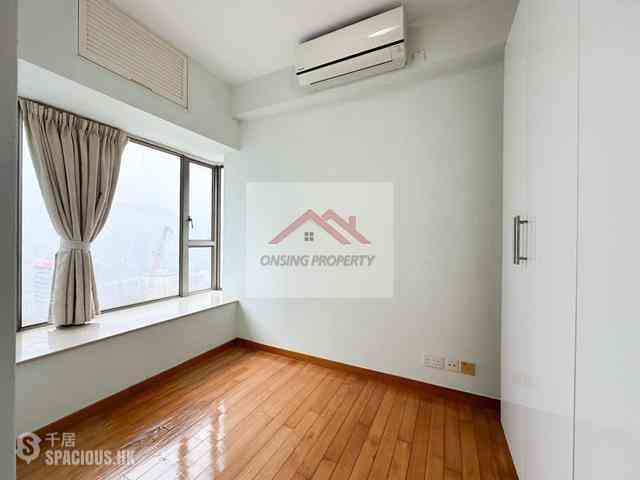 Wan Chai - The Zenith 06