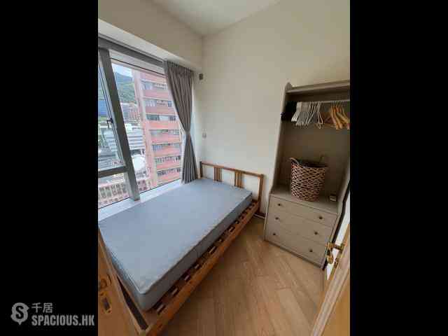 Sai Ying Pun - 63, Pokfulam Emerald House (Tower 2) 05