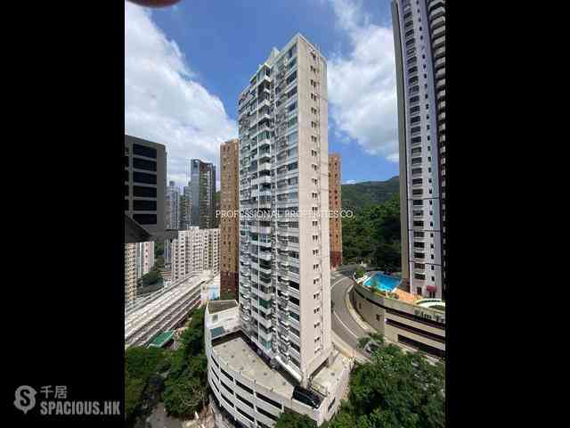 Tai Hang - Yick King Building 09