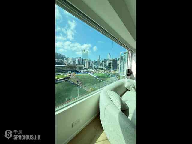 Happy Valley - Race Tower 02