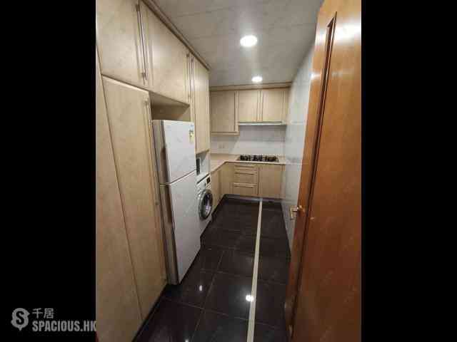 Shek Tong Tsui - The Belcher's Phase 1 Block 3 04