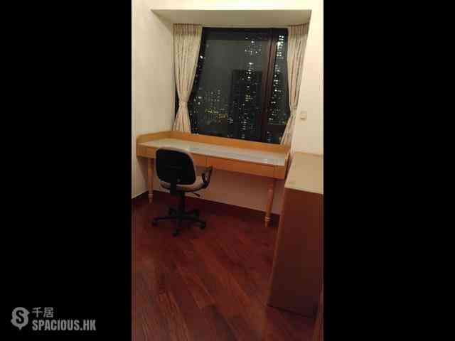 West Kowloon - The Arch 04