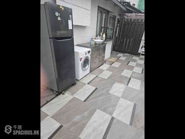 Causeway Bay - Hong Kong Mansion 01