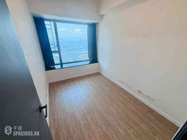 West Kowloon - Sorrento 05