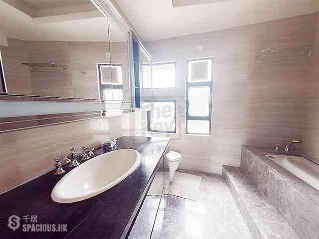 Mid Levels Central - Birchwood Place 04