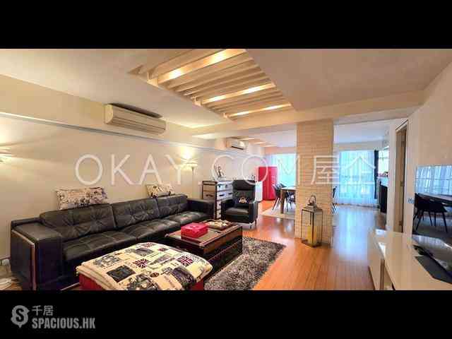 Pok Fu Lam - Aqua 33 03