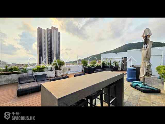 Pok Fu Lam - Aqua 33 17