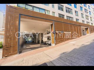 Pok Fu Lam - Aqua 33 23