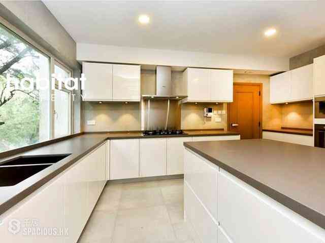 Repulse Bay - 84, Repulse Bay Road 02