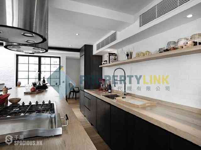 Sai Ying Pun - Wing Cheung Court 06