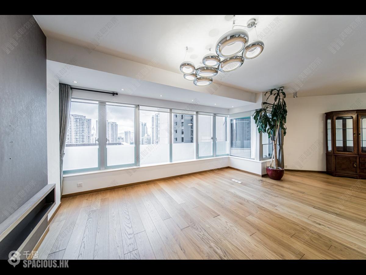 Mid Levels Central - Tregunter Tower 3 01
