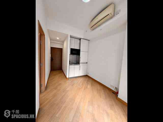 Sai Wan Ho - 18, Upper East 01