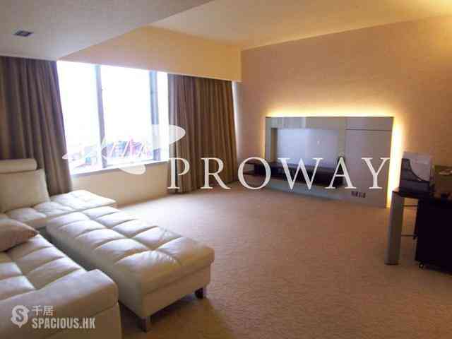 Wan Chai - Convention Plaza Apartments 03
