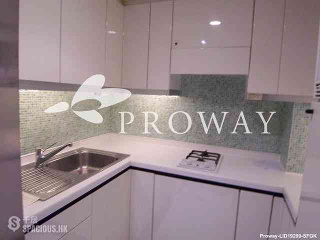 Wan Chai - Convention Plaza Apartments 09