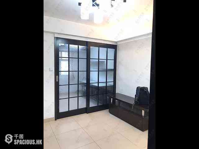 Sai Ying Pun - Hang Sing Mansion 01