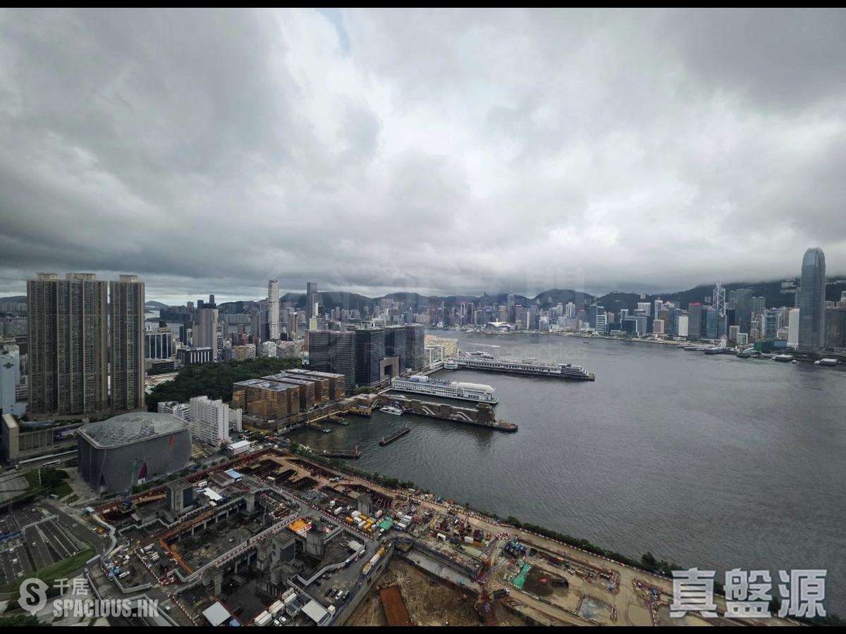 West Kowloon - The Arch Sun Tower (Block 1A) 01