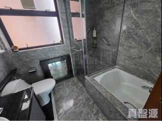 West Kowloon - The Arch Sun Tower (Block 1A) 02