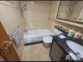 West Kowloon - The Arch Sun Tower (Block 1A) 07