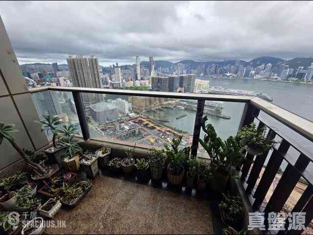 West Kowloon - The Arch Sun Tower (Block 1A) 08