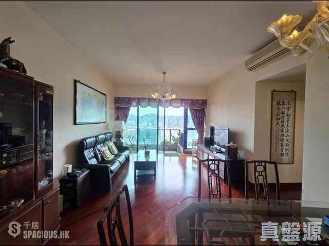West Kowloon - The Arch Sun Tower (Block 1A) 11