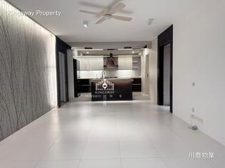 Mid Levels West - Peace Court 03