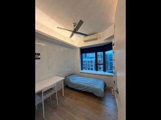 石塘咀 - 寶翠園2期8座 12