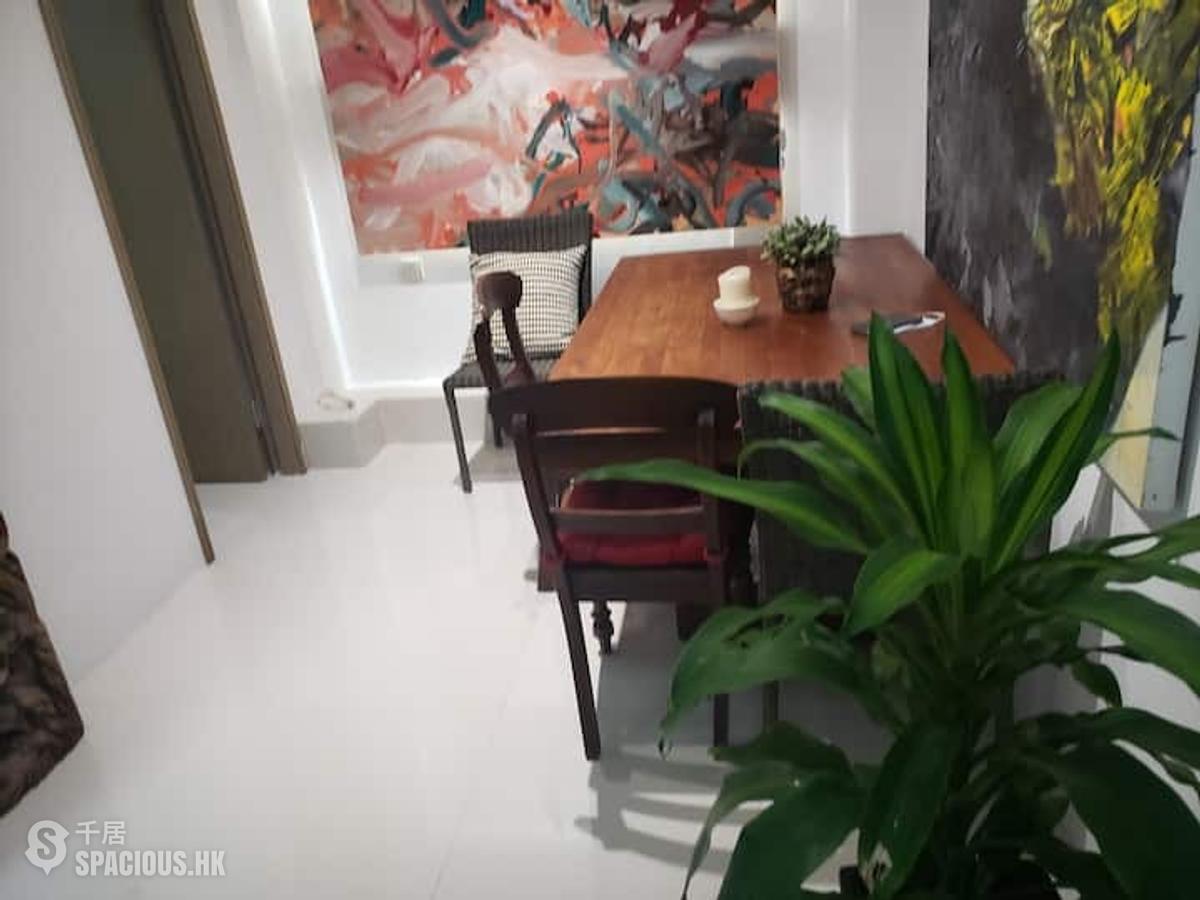 Sheung Wan - HANG LOK BUILDING 01