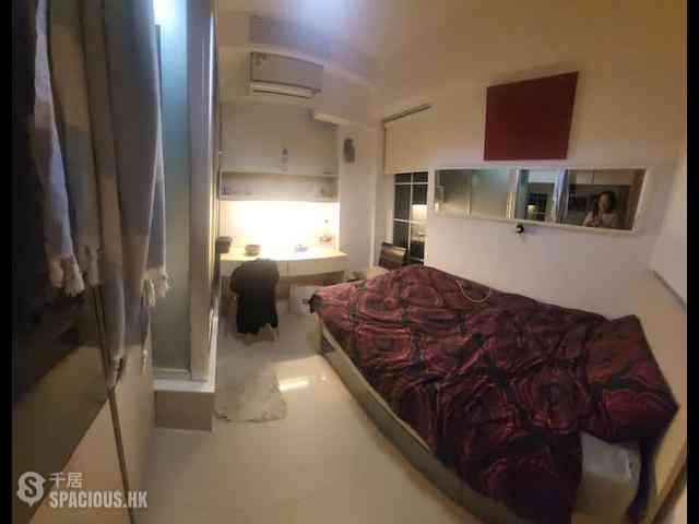 Sheung Wan - HANG LOK BUILDING 10